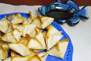 When you want an appetizer just a little bit special but still easy to make on a boat--try my easy crab rangoon recipe. And no frying!