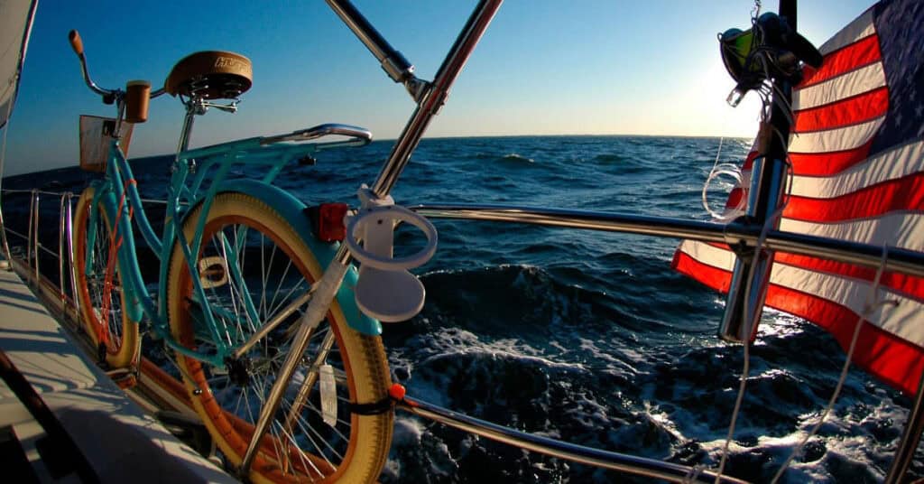 Bicycle on the rail of a sailboat - how to make cruising more comfortable
