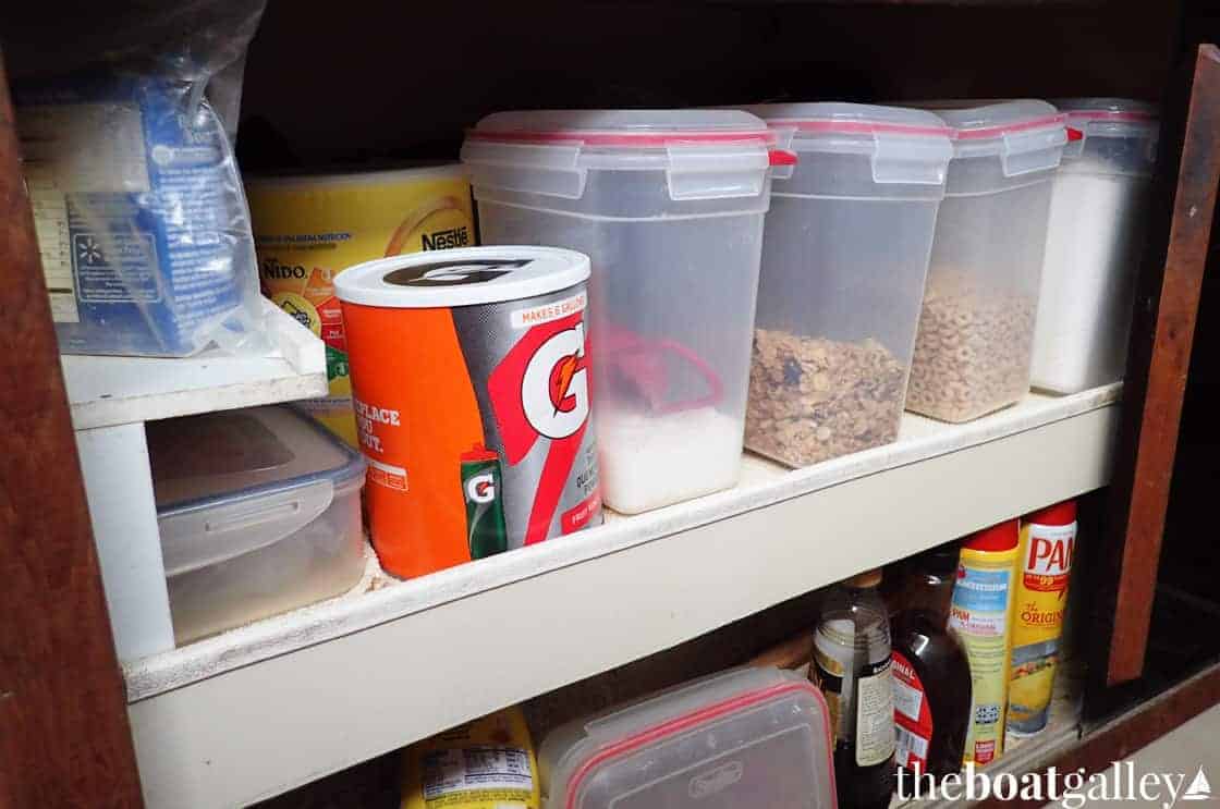 Galley storage canisters