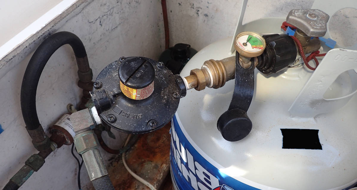 How Long Does a Tank of Propane Last? The Boat Galley